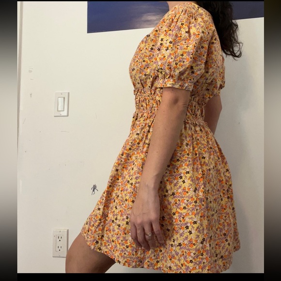 Free people puff sleeve floral dress medium - Picture 3 of 3